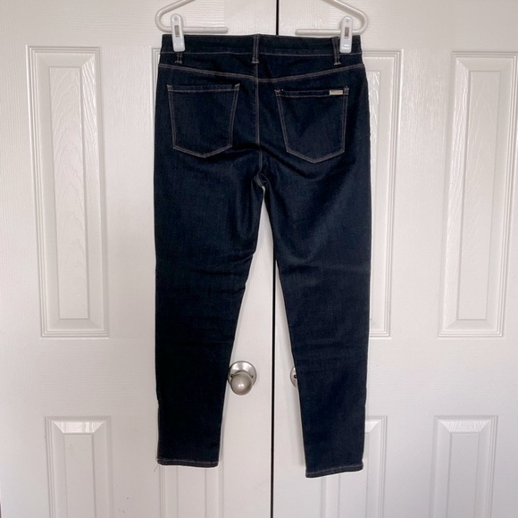 Host Pick!  White House Black Market Jegging Crop Jeans Size 6 Dark Wash - Picture 3 of 11